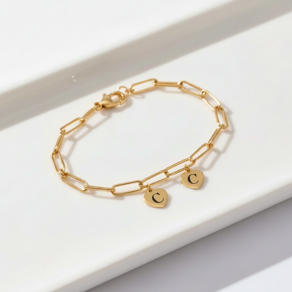 Bracelet doré charms C et C